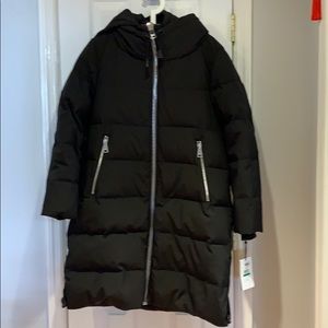 DKNY quilted puffer coat *NEW* size L